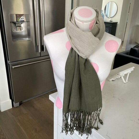 Striped Lightweight Ombre Fringed Wrap or Scarf Cream + Green - no tags - Picture 1 of 7